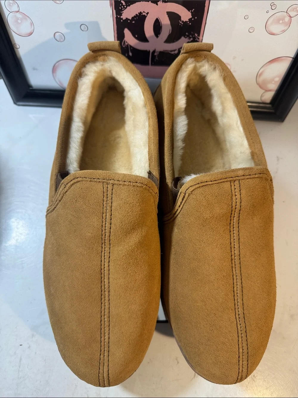 NWOT Minnetonka Men's Twin Gore Sheepskin Suede Slippers - Size 14